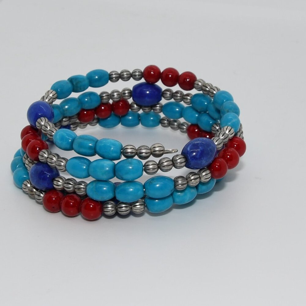 Handcrafted Memory Wire Bracelet - Picture 3 of 5